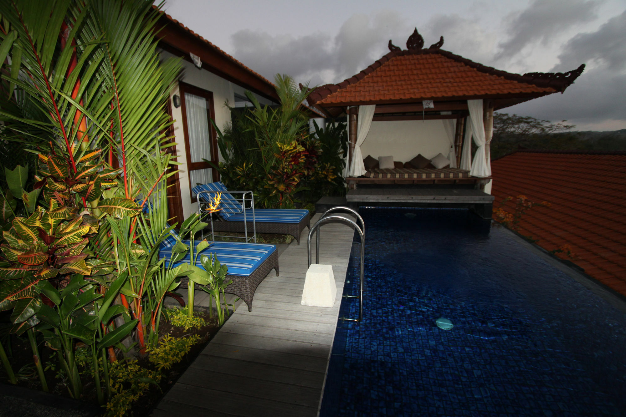 Jimbaran Cliffs Private Pool Hotel & Spa Esterno foto